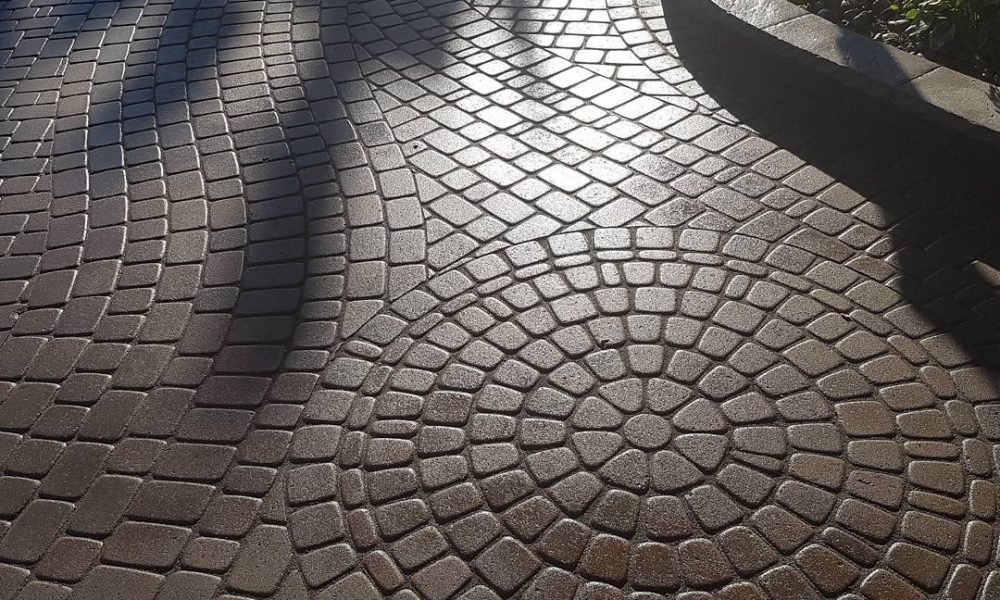 Wash polymeric sand and seal of 20 year old interlock